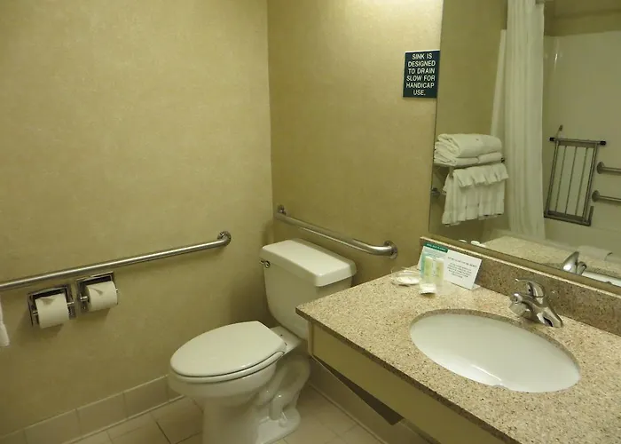Comfort Normal Area 4* Bloomington