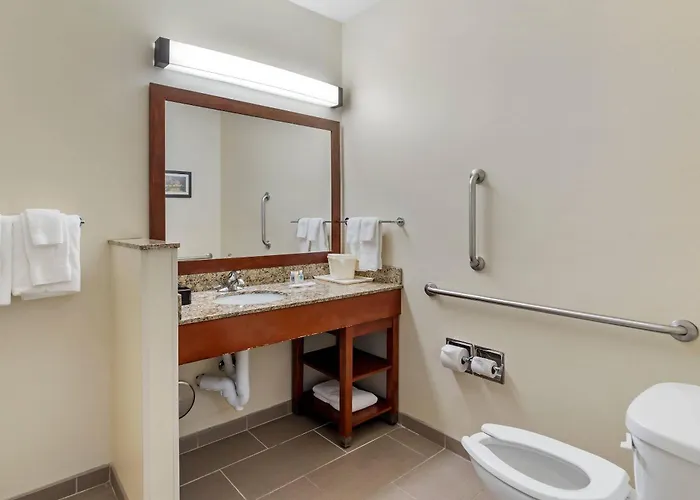 Comfort Normal Area Hotel