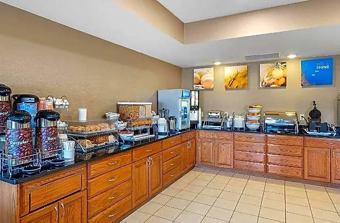 Comfort Normal Area Hotel 4*