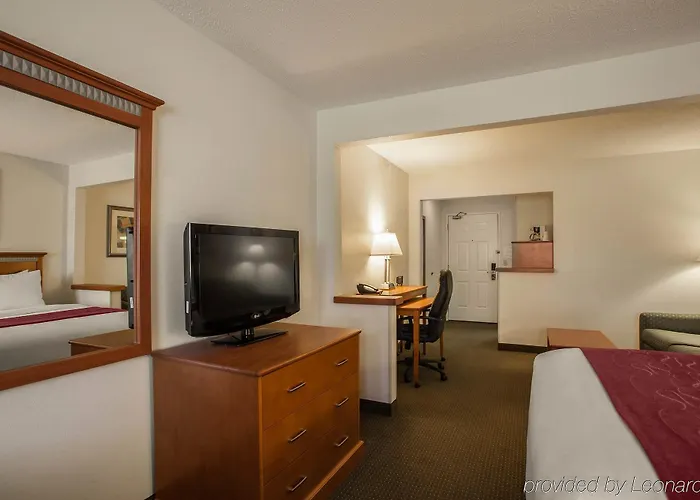 Hotel Comfort Normal Area 4*