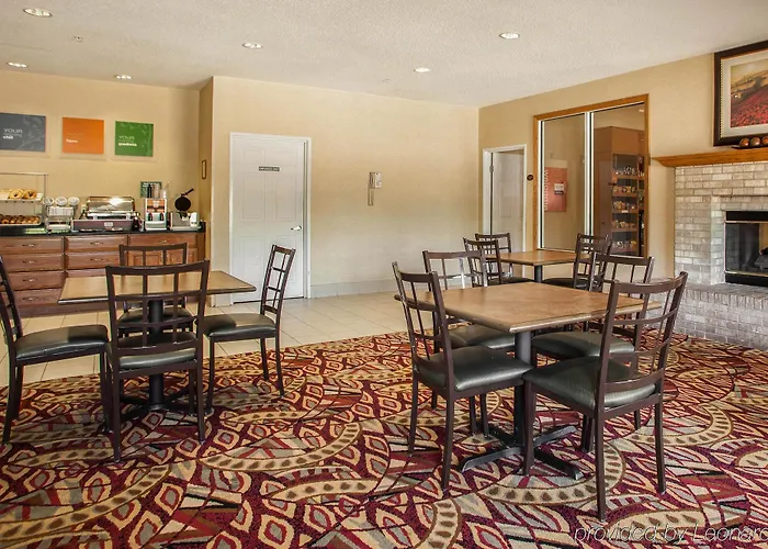 Comfort Normal Area Hotel 4*